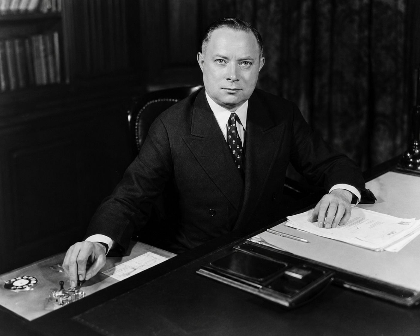 David Sarnoff — historical tribute illustration